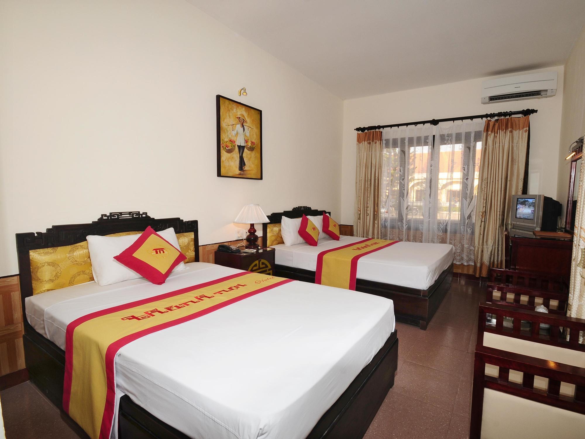Thanh Noi Hotel Hue Exterior photo