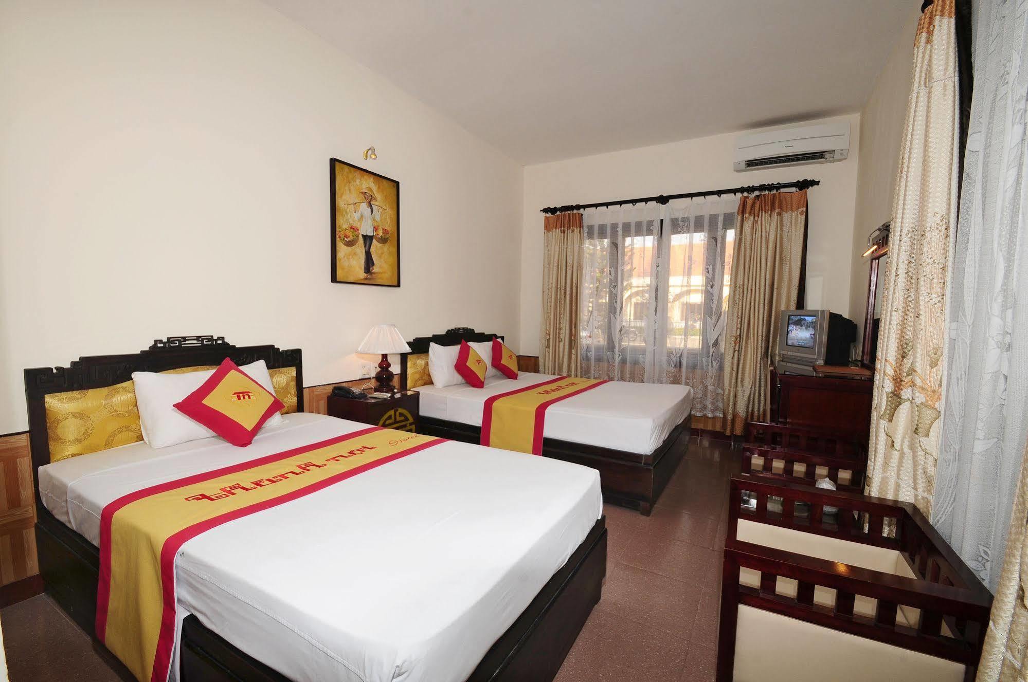 Thanh Noi Hotel Hue Exterior photo