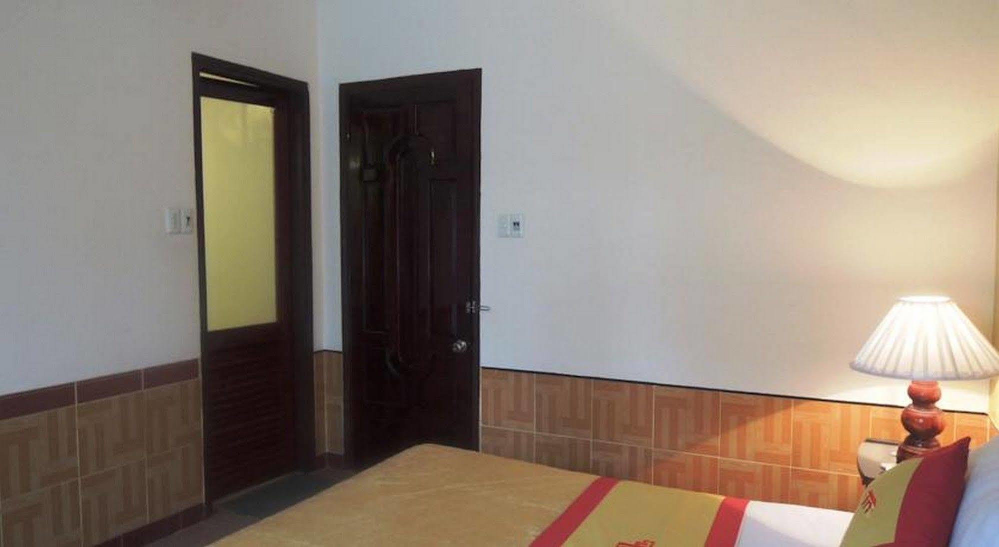 Thanh Noi Hotel Hue Exterior photo