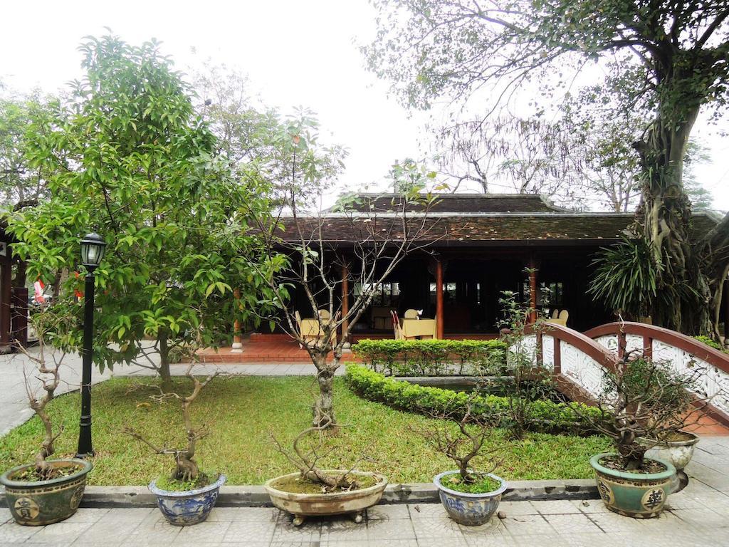 Thanh Noi Hotel Hue Exterior photo