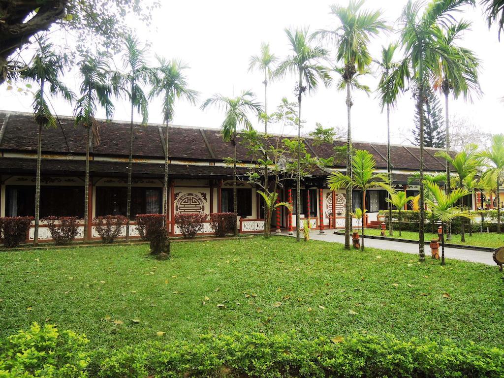 Thanh Noi Hotel Hue Exterior photo